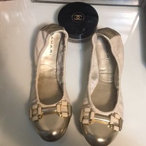 Tahari Gloria Flats Size 5.5